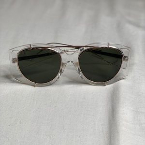 VINTAGE ROUNDED SUNGLASSES